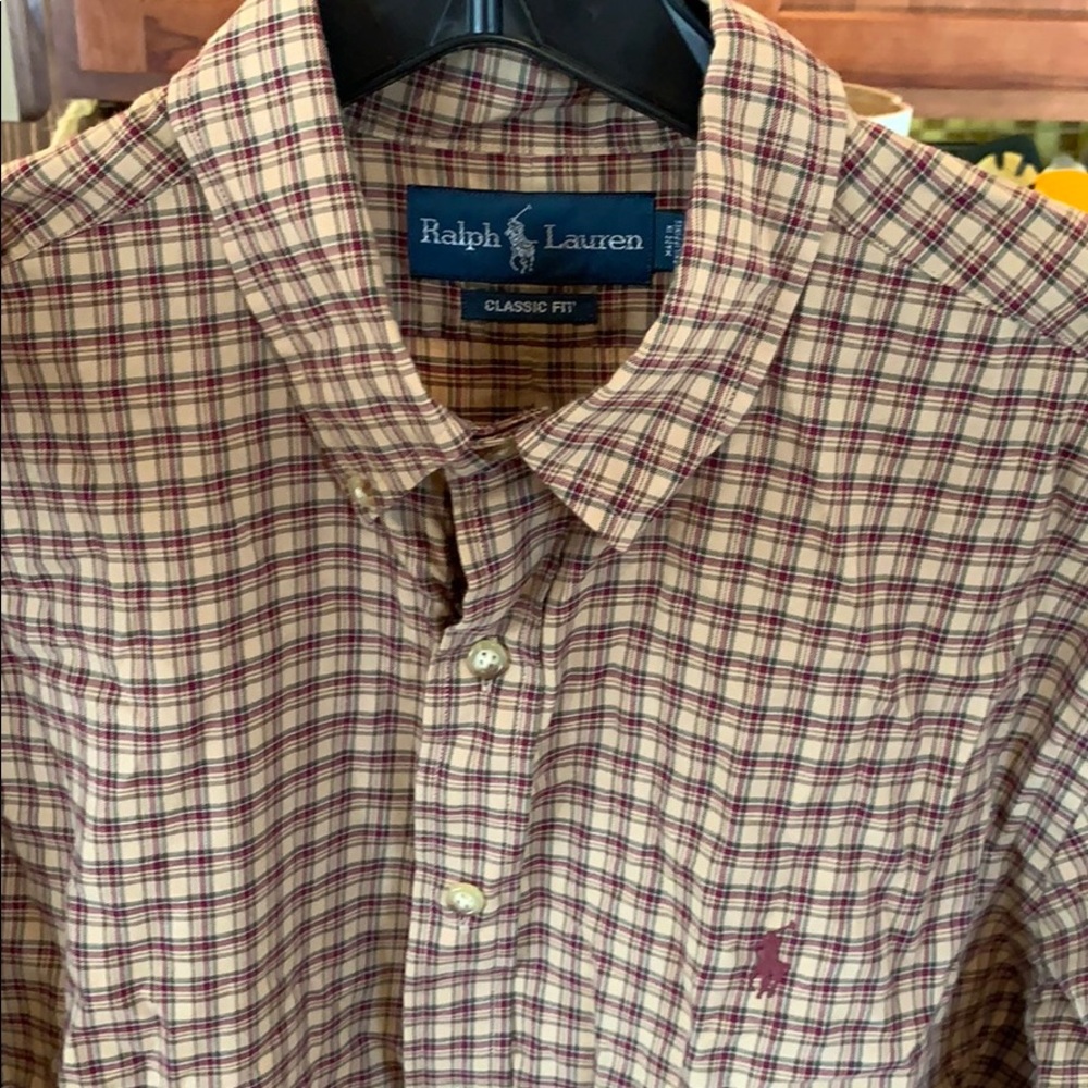 Men’s medium classic fit Ralph Lauren button down